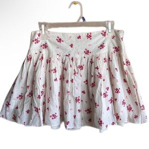 Vintage y2k pleated mini skirt floral print from forever 21 size medium